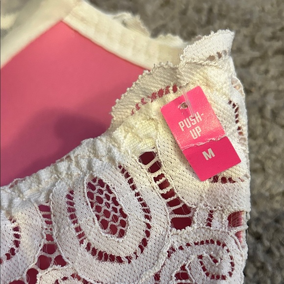 NWT $35 Victoria’s Secret PINK Lace Push-Up Bralette - Picture 5 of 6